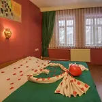 Kapadokya Stonelake * Guzelyurt
