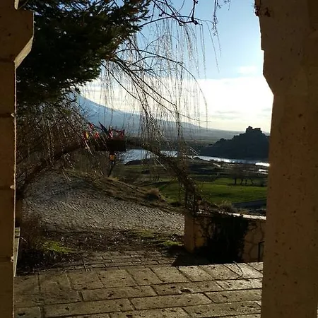 Kapadokya Stonelake * Guzelyurt