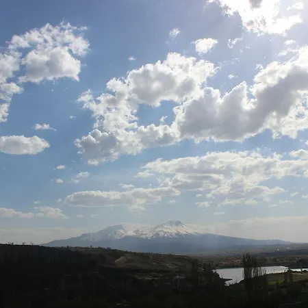 Kapadokya Stonelake Hotel *