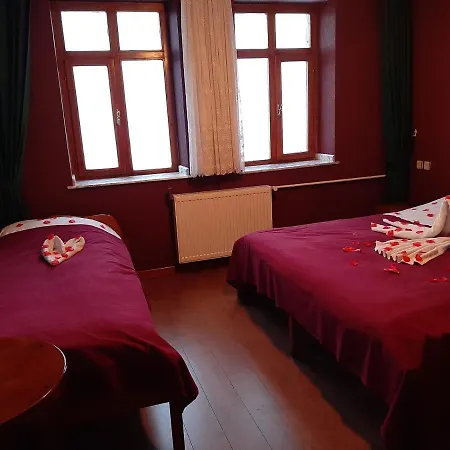 Kapadokya Stonelake Guzelyurt