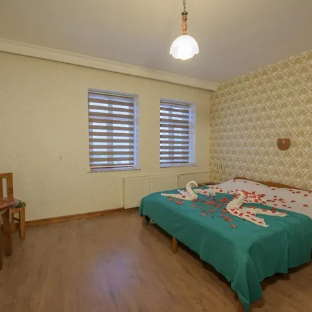 Kapadokya Stonelake Hotel *