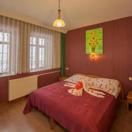 Kapadokya Stonelake Hotel *