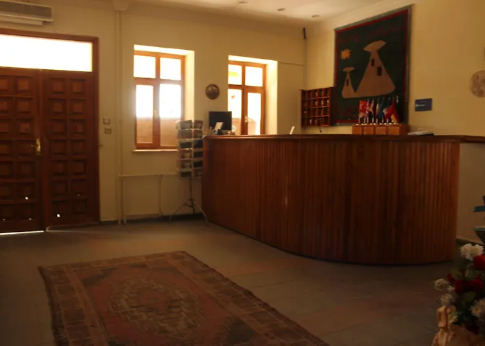 Kapadokya Stonelake * Guzelyurt