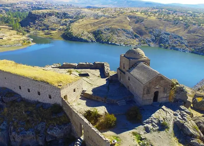 Hotel Kapadokya Stonelake Guzelyurt