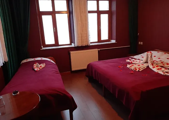 Kapadokya Stonelake Guzelyurt