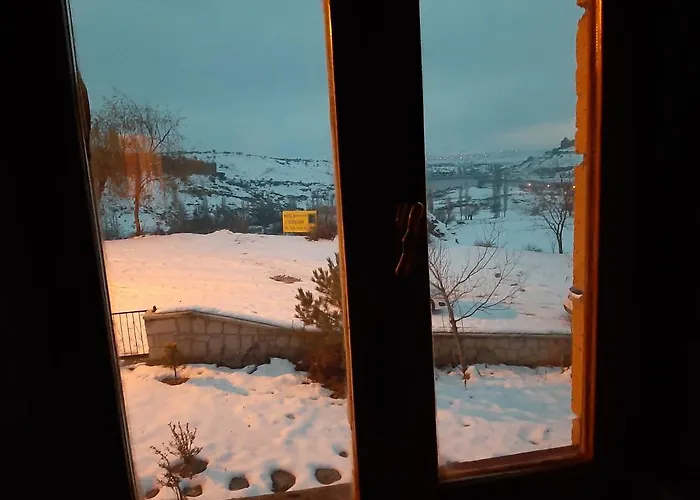 Kapadokya Stonelake Guzelyurt