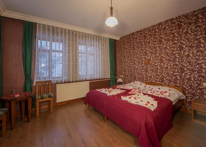 Kapadokya Stonelake * Guzelyurt