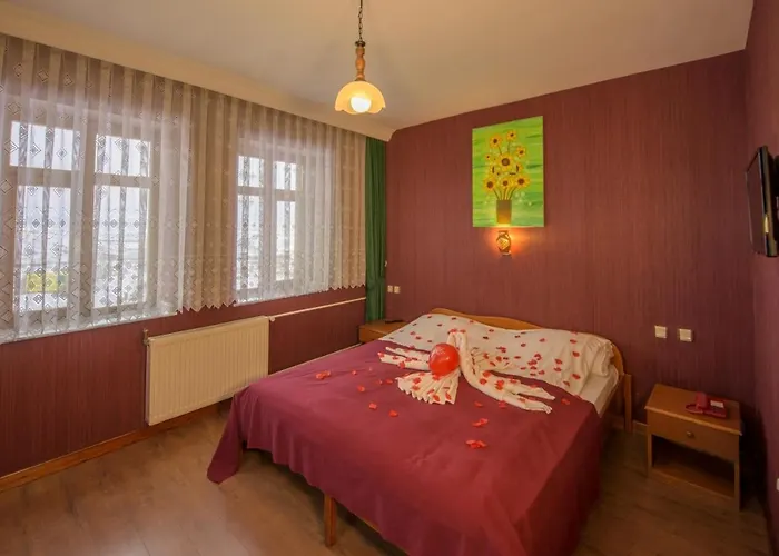 Kapadokya Stonelake Hotel *